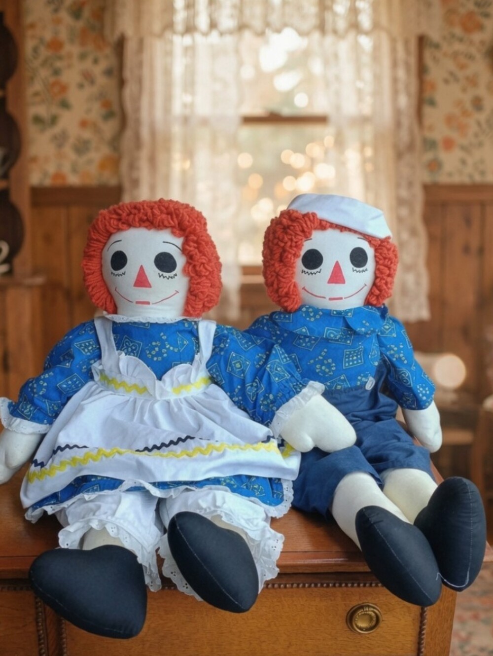 HUGE Vintage raggedy Anne and Andy doll Pair 33"